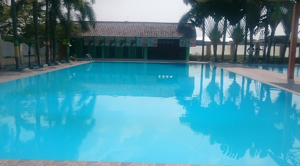 Bening Swimming Pool - Ulujami, Kabupaten Pemalang