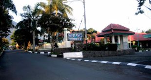 Kolam Renang Grage Sangkan Spa Hotel - Cigandamekar