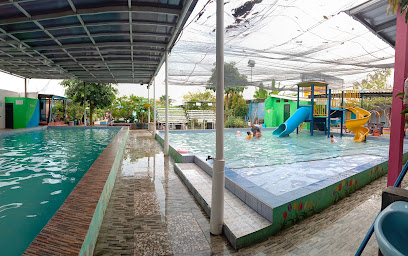 Sili Swimming Pool & Cafe - Lamongan