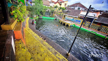 Kolam Renang Tirta Lega - Regol