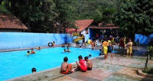 Yaelah Swimming Pool - Cileunyi